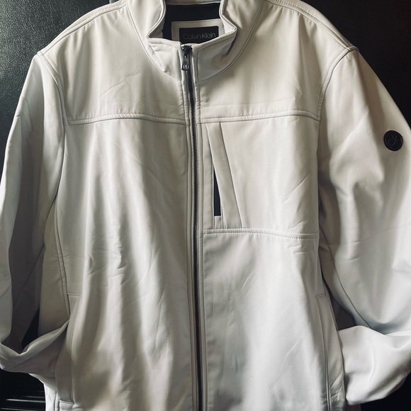 Calvin Klein mens water resistant 4 way stretch softshell jacket - Picture 2 of 12
